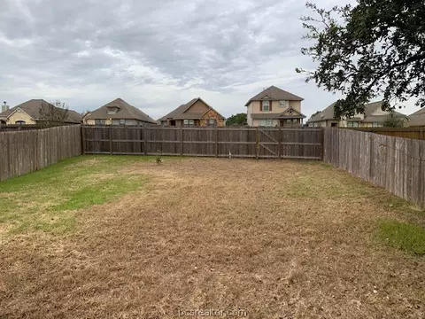 1994 Mountain Wind Ct, Bryan, TX 77807 photo 13