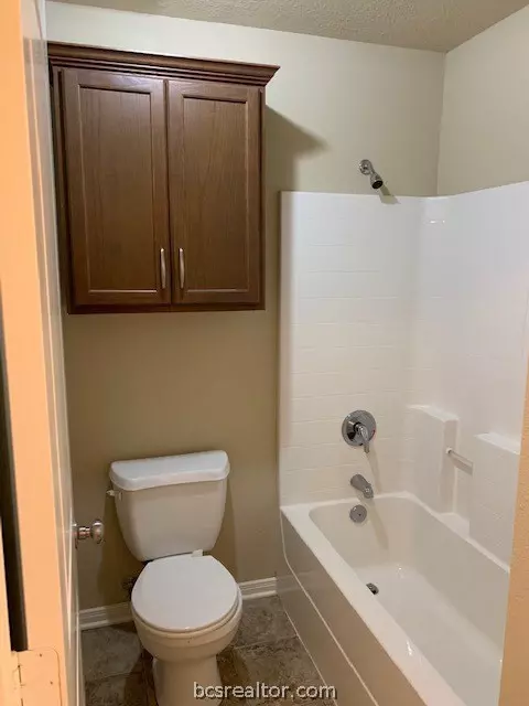 1994 Mountain Wind Ct, Bryan, TX 77807 photo 10