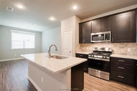 2905 Cistern Ct, Bryan, TX 77808 photo 8