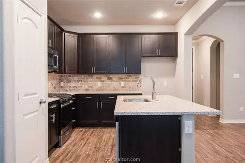 2905 Cistern Ct, Bryan, TX 77808 photo 10