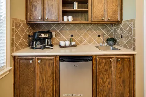 3705 Creston Ln, Bryan, TX 77802 photo 22