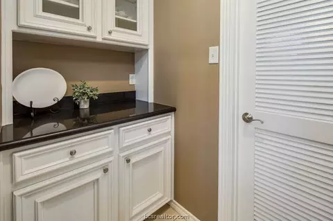 3705 Creston Ln, Bryan, TX 77802 photo 12