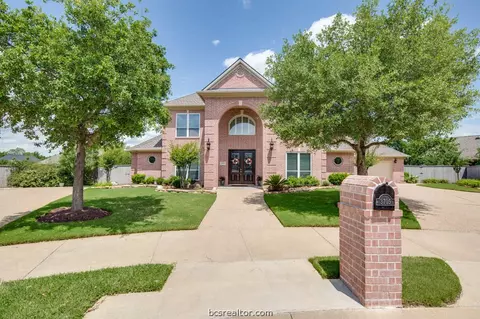3705 Creston Ln, Bryan, TX 77802 photo 1