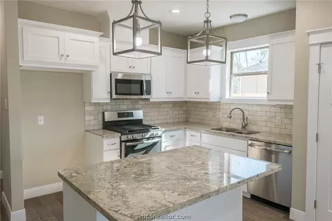 411 Wallace St, Bryan, TX 77803 photo 8