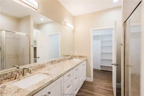411 Wallace St, Bryan, TX 77803 photo 15