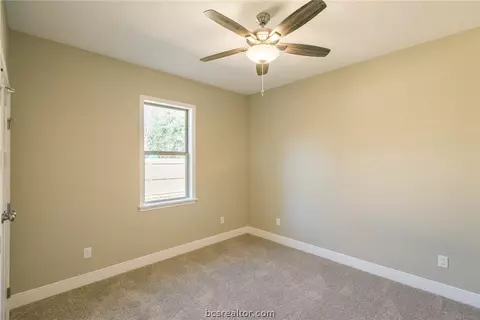 411 Wallace St, Bryan, TX 77803 photo 13