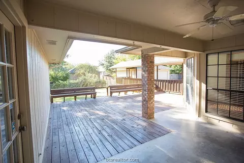 2216 E Briargate Dr, Bryan, TX 77802 photo 29