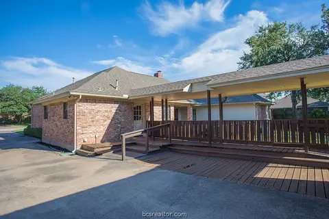 2216 E Briargate Dr, Bryan, TX 77802 photo 30