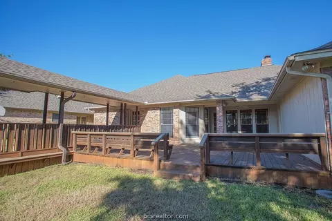 2216 E Briargate Dr, Bryan, TX 77802 photo 28