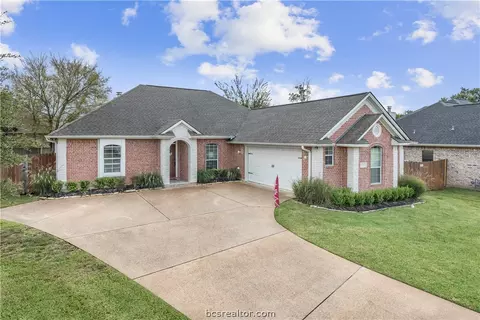 2707 Mills Ct, Bryan, TX 77808 photo 2