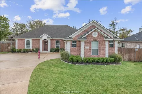 2707 Mills Ct, Bryan, TX 77808 photo 1