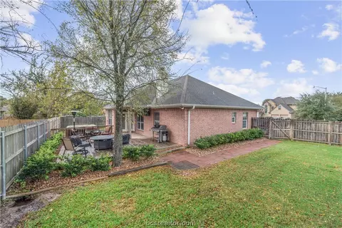 2707 Mills Ct, Bryan, TX 77808 photo 18