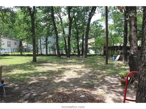 132 Watson St, Bryan, TX 77801 photo 5