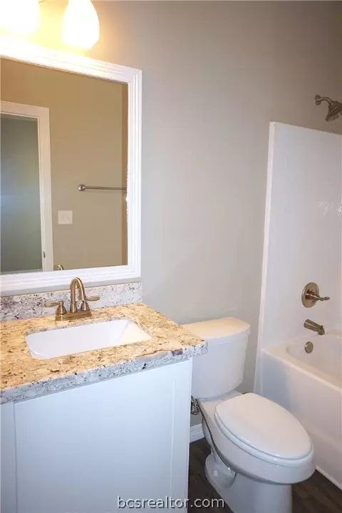 207 Tee, Bryan, TX 77801 photo 10