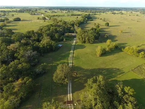 7455 Welch Rd, Bryan, TX 77808 photo 3