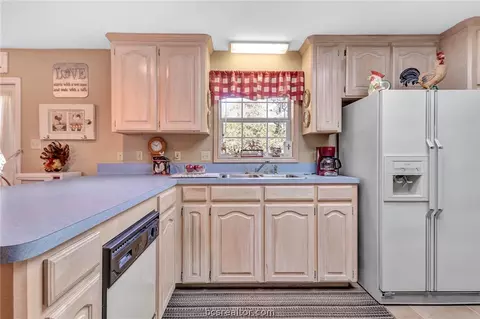 7455 Welch Rd, Bryan, TX 77808 photo 10