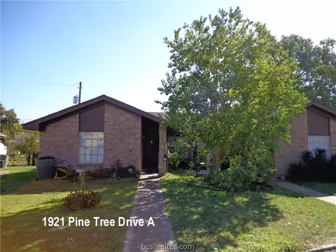 1921 Pine Tree Drive A B, Bryan, TX 77802 photo 5