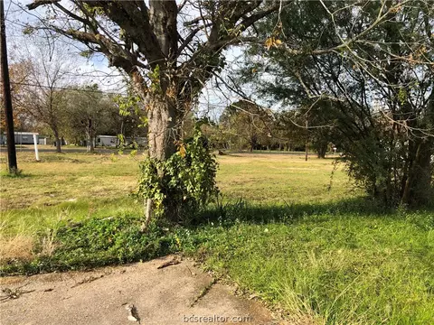 1507 Congo St, Bryan, TX 77803 photo 8