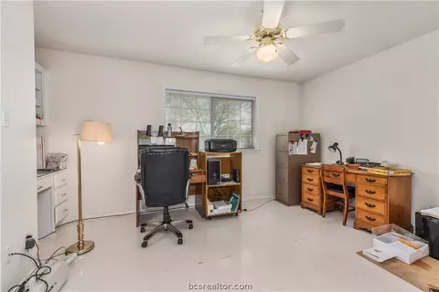 6200 Queenslock Cir, Bryan, TX 77802 photo 19