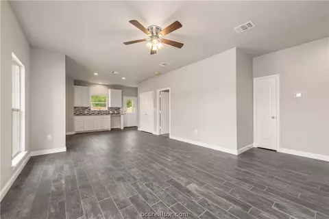 1901 Beason St, Bryan, TX 77801 photo 3