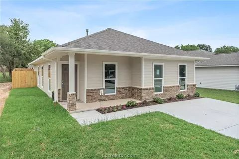1901 Beason St, Bryan, TX 77801 photo 2