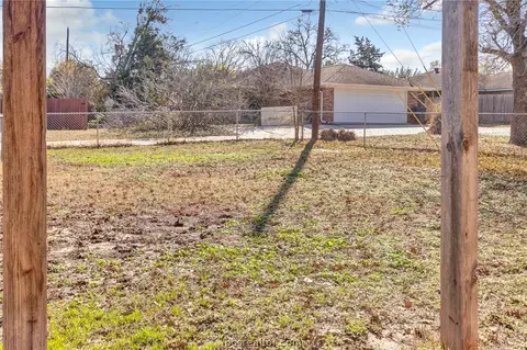 1708 Luza St, Bryan, TX 77802 photo 13