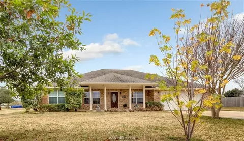 3524 Open Range Ct, Bryan, TX 77808 photo 2