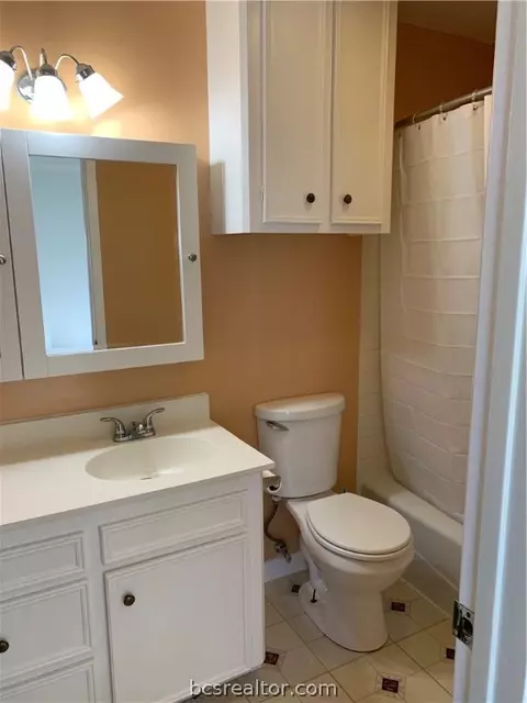1818 Gettysburg Ln, Bryan, TX 77802 photo 8