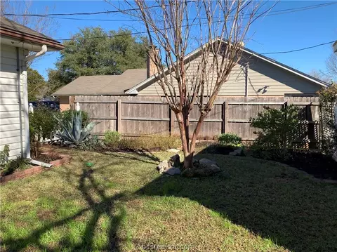 1818 Gettysburg Ln, Bryan, TX 77802 photo 12
