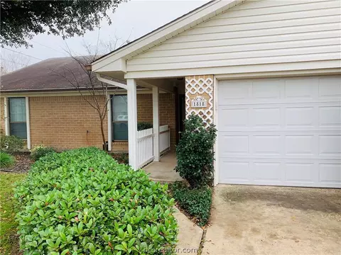 1818 Gettysburg Ln, Bryan, TX 77802 photo 1