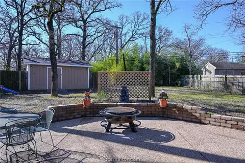 2302 Burton Dr, Bryan, TX 77802 photo 20