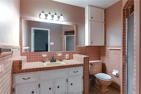 2302 Burton Dr, Bryan, TX 77802 photo 13