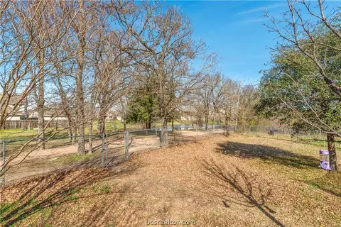 1601-1603 Enloe Ct, Bryan, TX 77802 photo 20