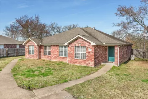 1601-1603 Enloe Ct, Bryan, TX 77802 photo 1