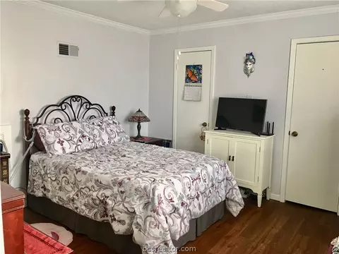2815 Oakside Dr, Bryan, TX 77802 photo 10