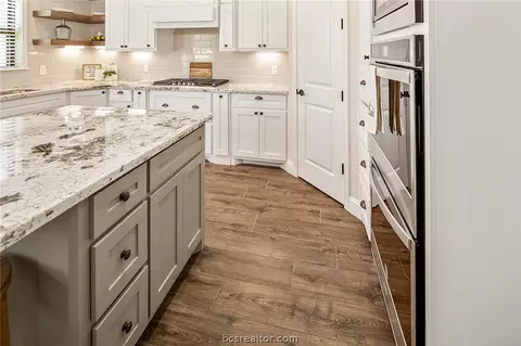 3237 Rose Hill Ln, Bryan, TX 77808 photo 13