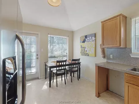 1613 Una, Bryan, TX 77803 photo 10