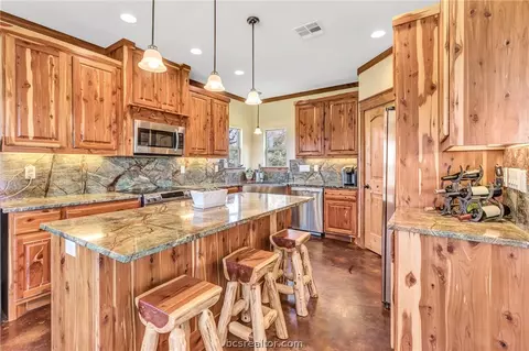 8255 Sandy Point Rd, Bryan, TX 77807 photo 14