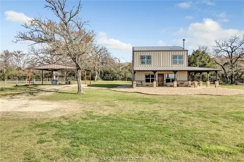 8255 Sandy Point Rd, Bryan, TX 77807 photo 5