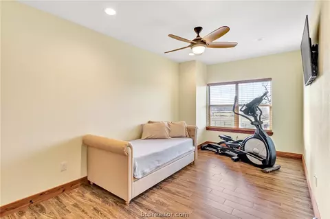 8255 Sandy Point Rd, Bryan, TX 77807 photo 19