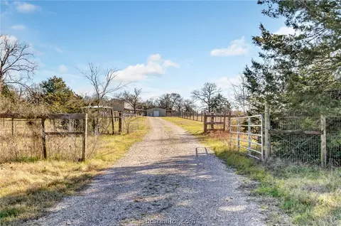 8255 Sandy Point Rd, Bryan, TX 77807 photo 2