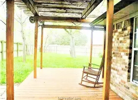 1702 Bankside Ct, Bryan, TX 77802 photo 9