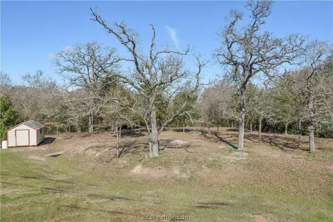 314 Greenleaf Ln, Bryan, TX 77808 photo 20