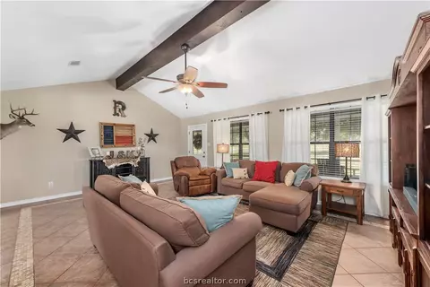 314 Greenleaf Ln, Bryan, TX 77808 photo 10