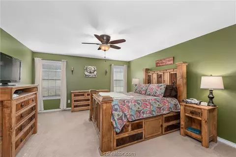 314 Greenleaf Ln, Bryan, TX 77808 photo 11