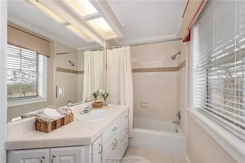 4300 Birchcrest Ln, Bryan, TX 77802 photo 21