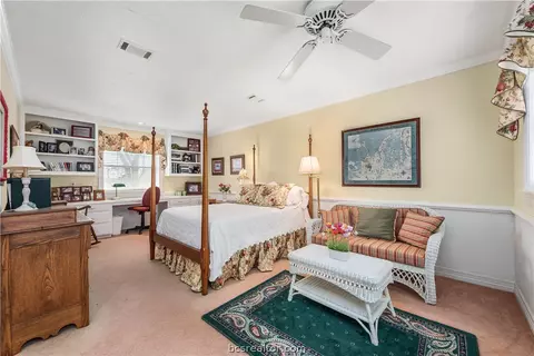 4300 Birchcrest Ln, Bryan, TX 77802 photo 22