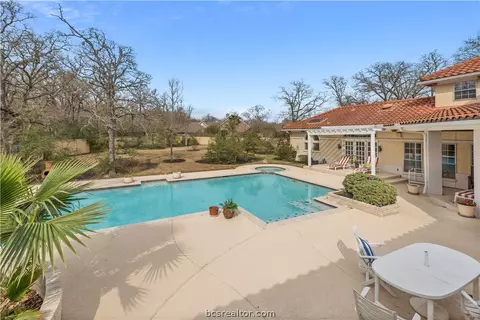 4300 Birchcrest Ln, Bryan, TX 77802 photo 26