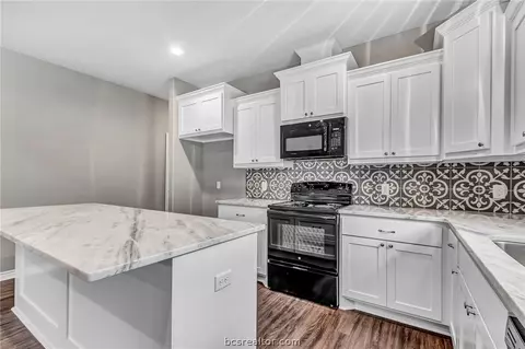 1807 Bamboo St, Bryan, TX 77803 photo 6