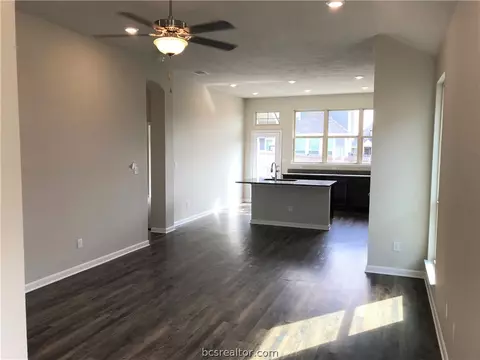 2011 Bleeker Cv, Bryan, TX 77807 photo 3